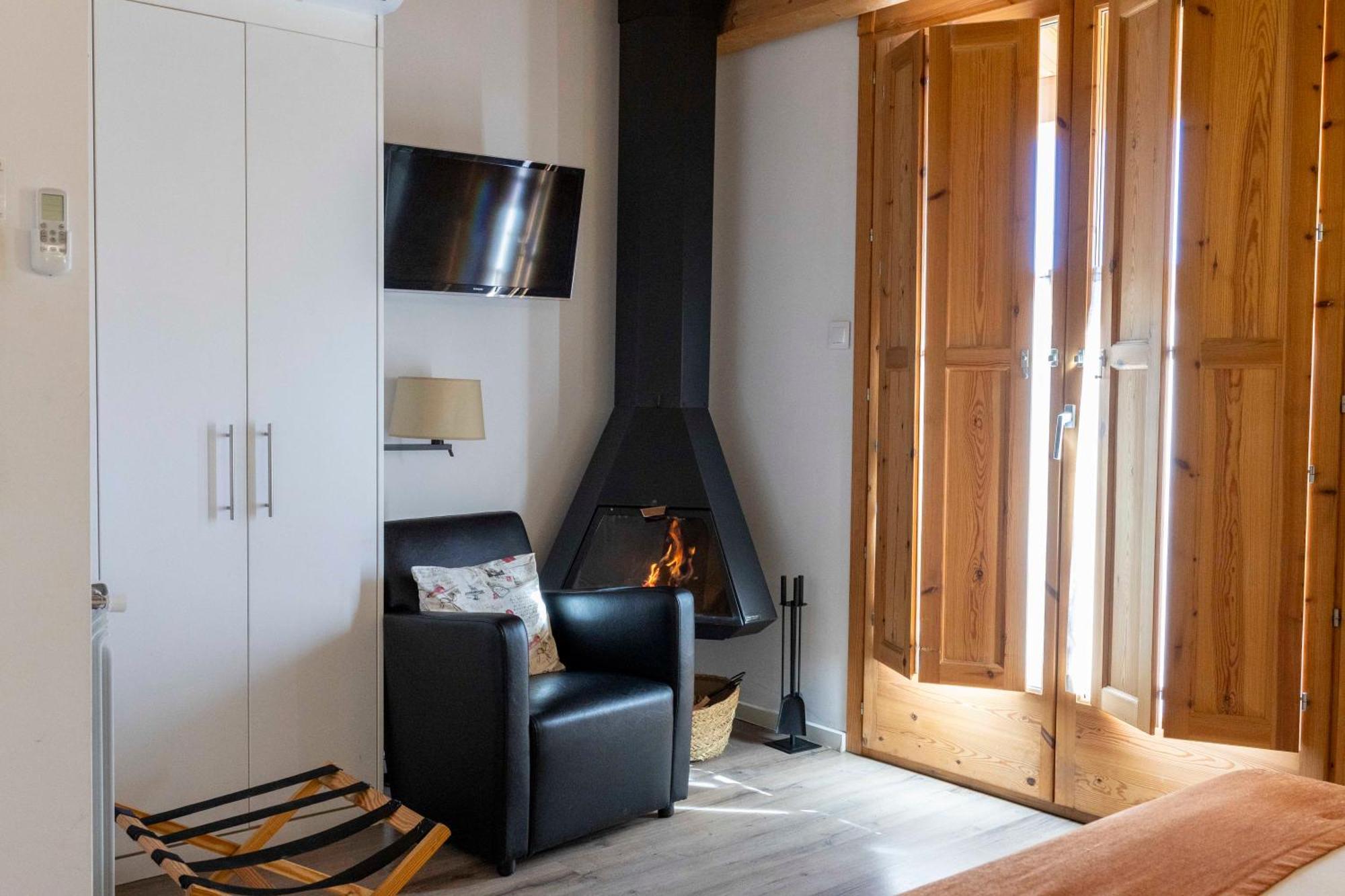 Hotel La Freixera Solsona Extérieur photo