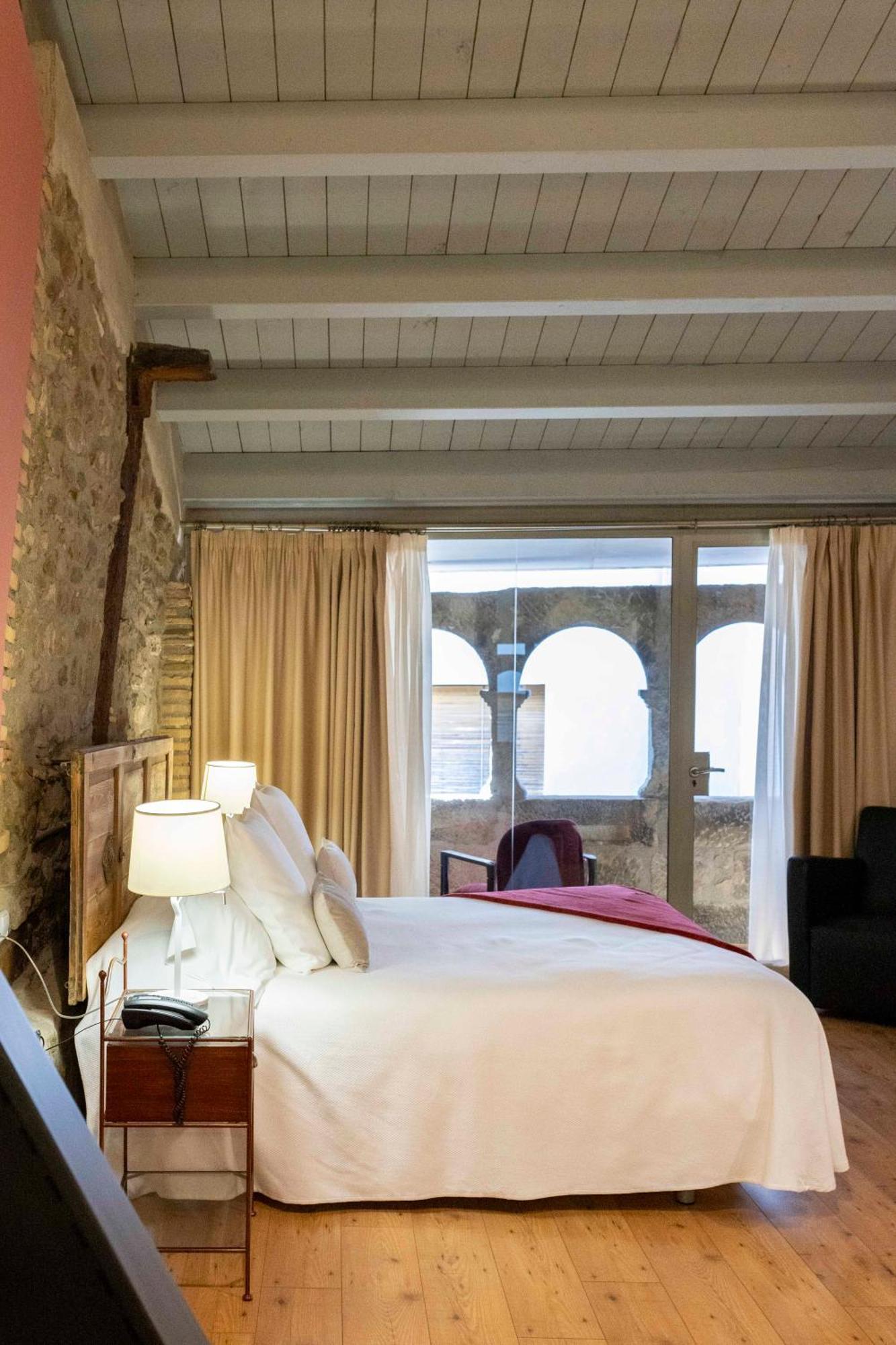 Hotel La Freixera Solsona Extérieur photo