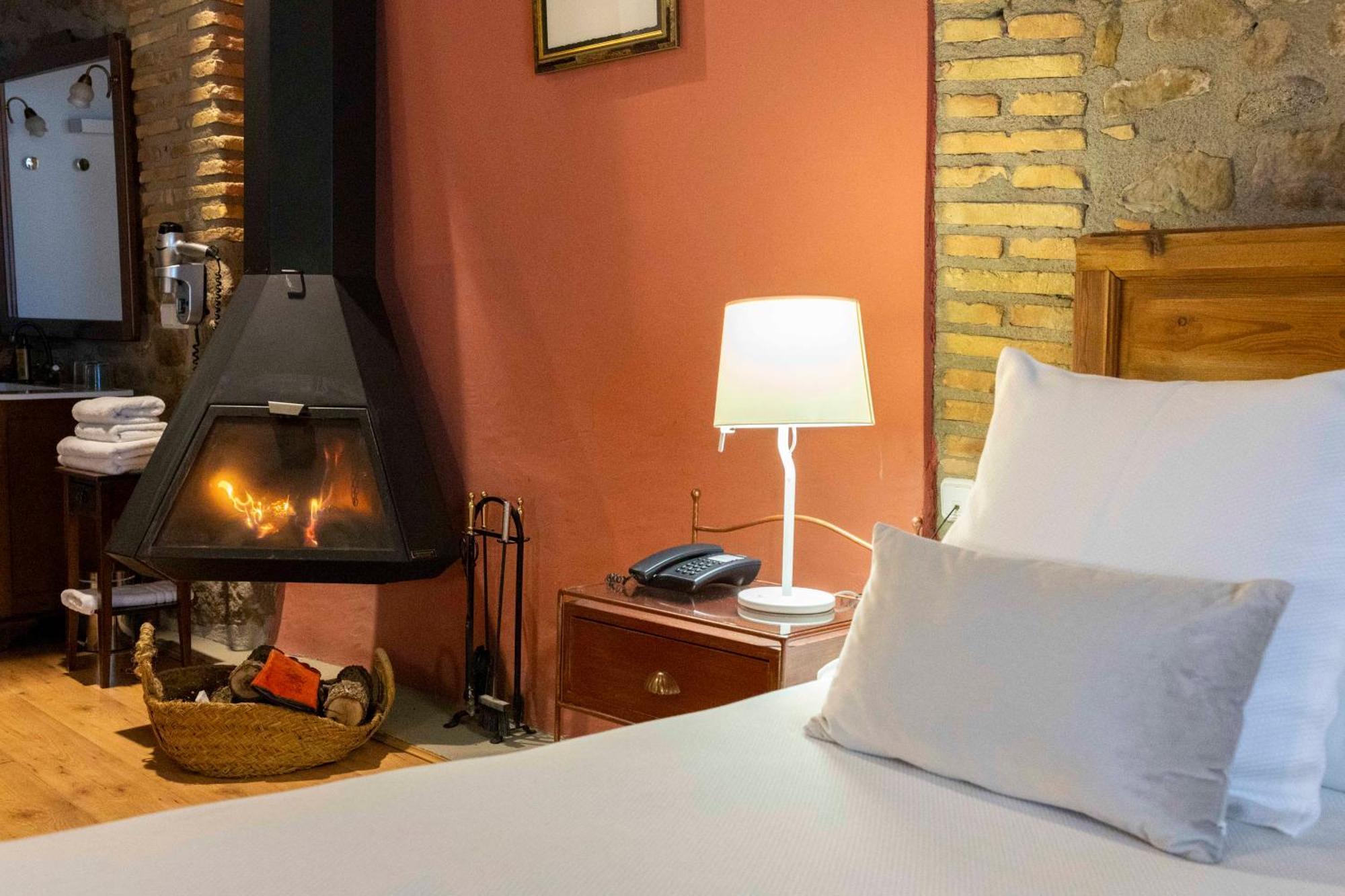 Hotel La Freixera Solsona Extérieur photo