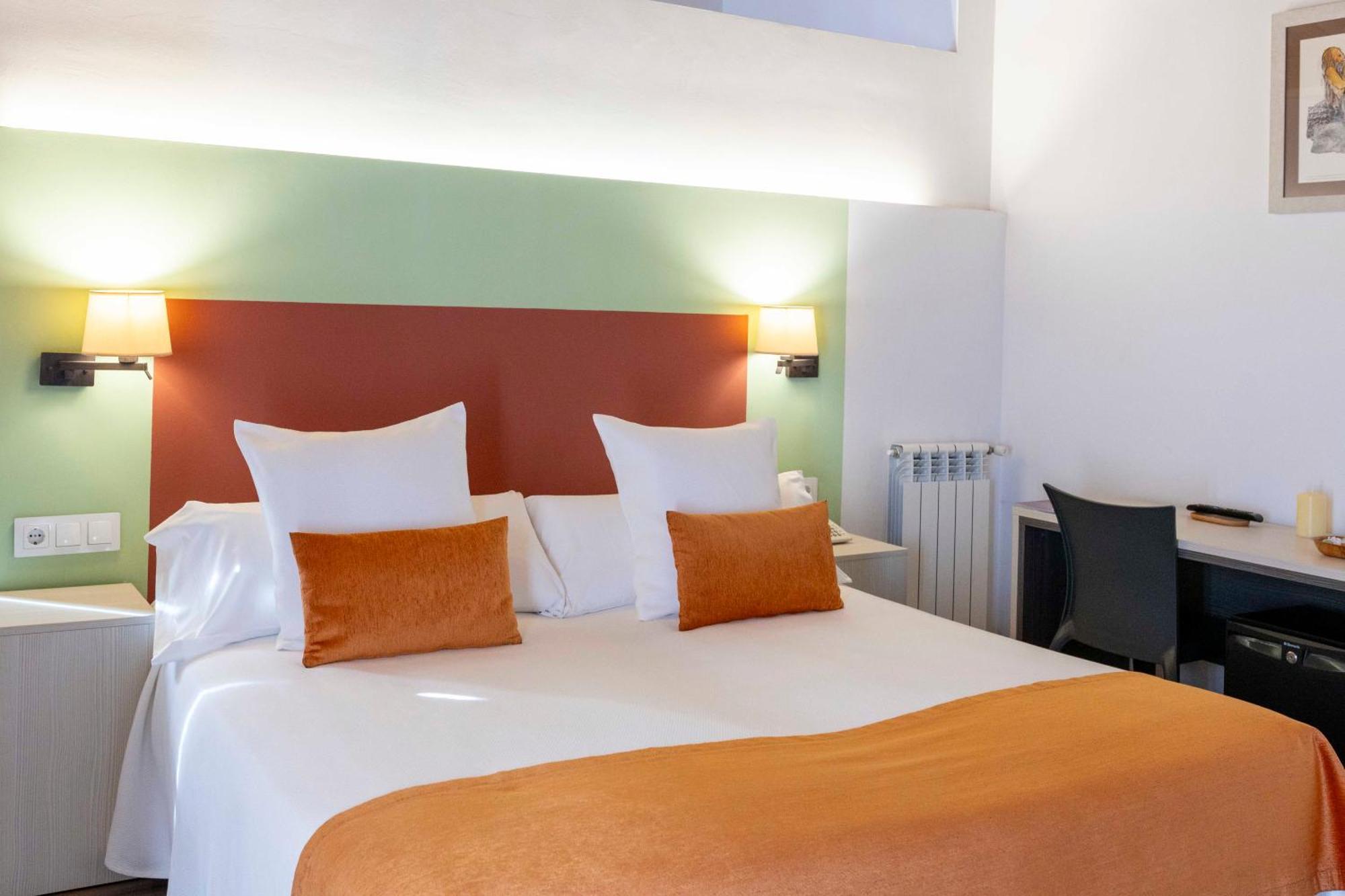 Hotel La Freixera Solsona Extérieur photo