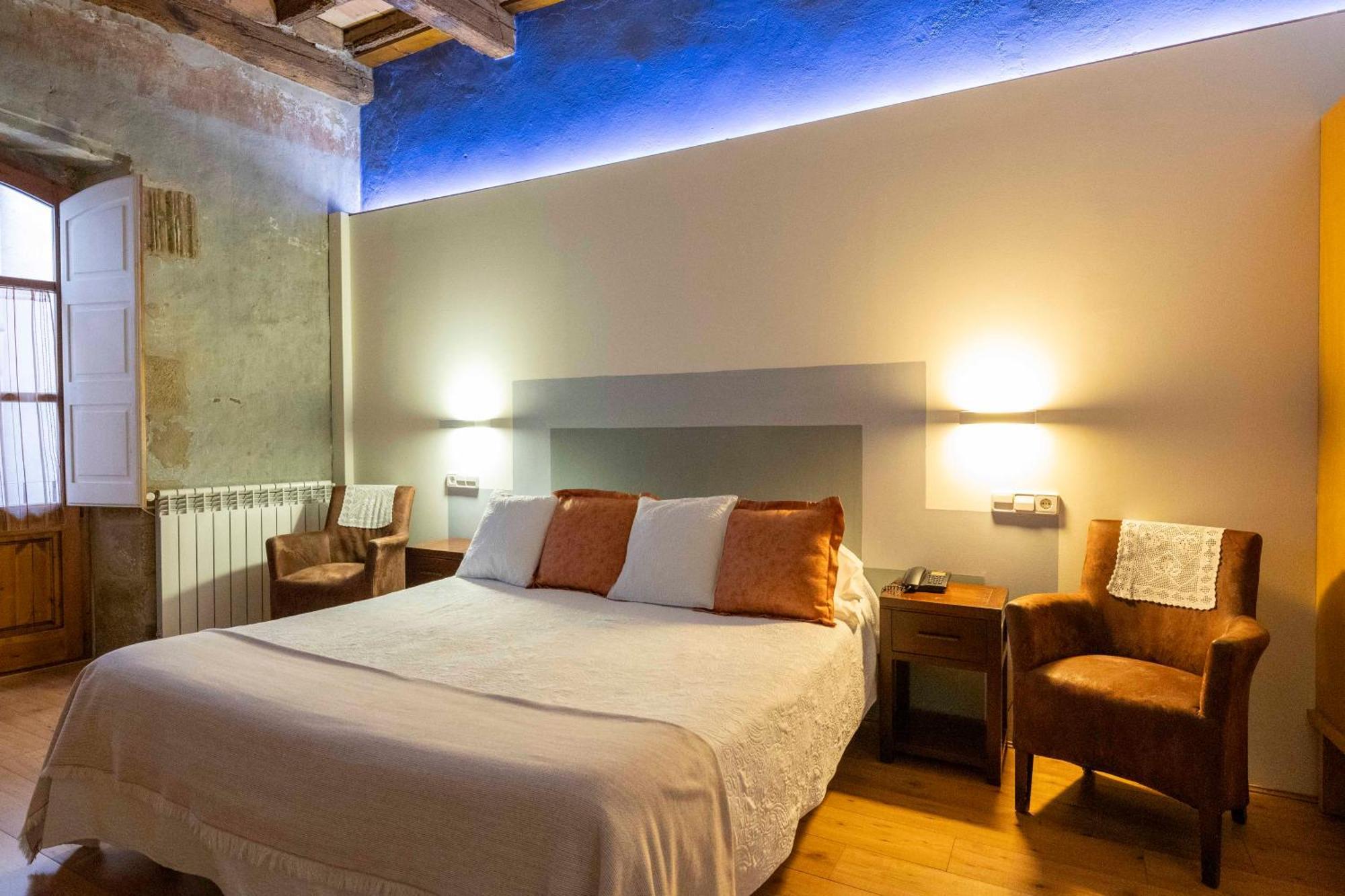 Hotel La Freixera Solsona Extérieur photo