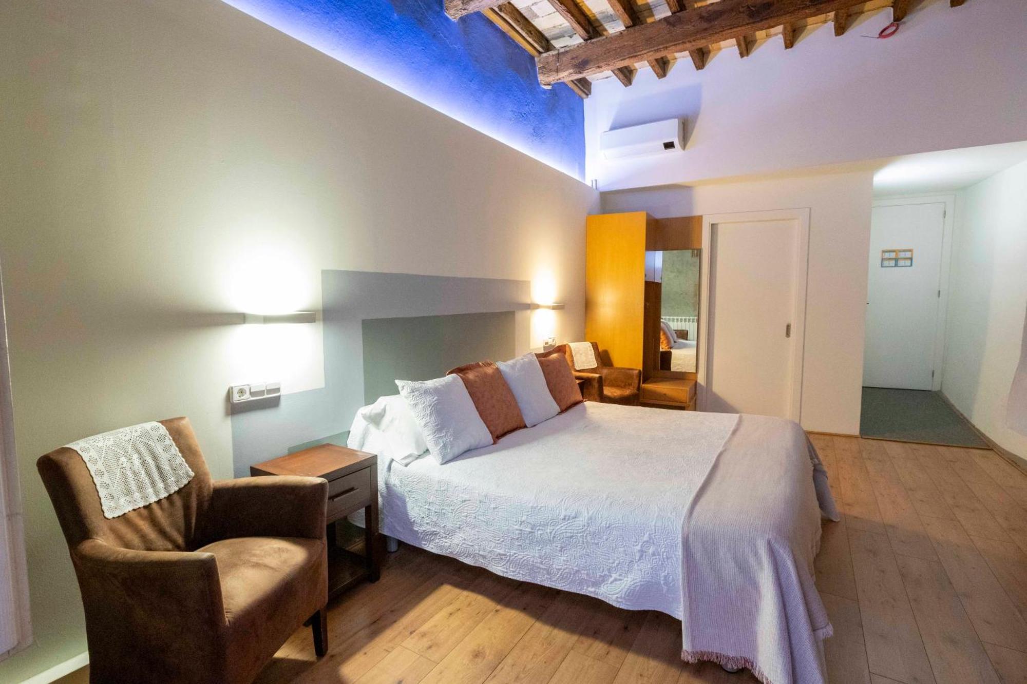 Hotel La Freixera Solsona Extérieur photo