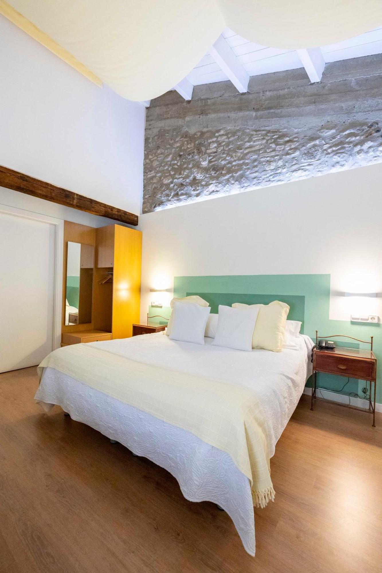 Hotel La Freixera Solsona Extérieur photo
