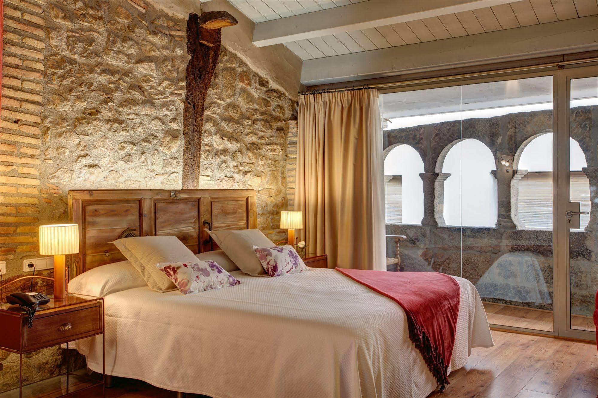 Hotel La Freixera Solsona Extérieur photo